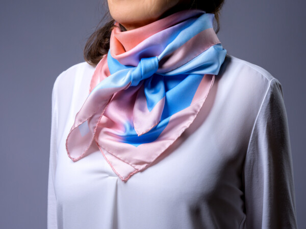 Silk Scarf Motif Dignity